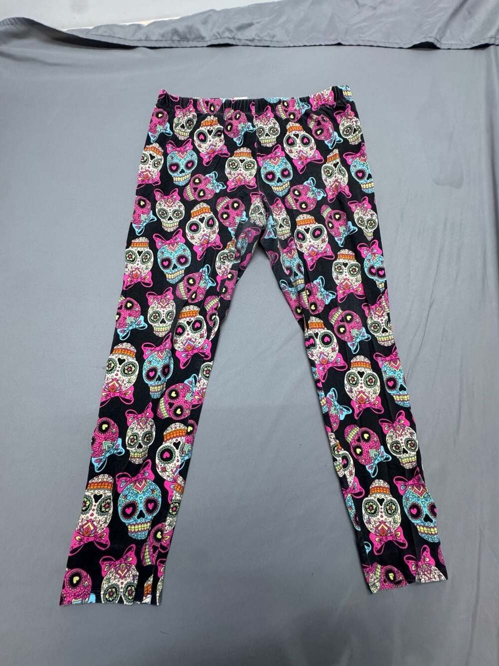 No Boundaries Leggings XL/XG (15-17) Black Sugar Skulls